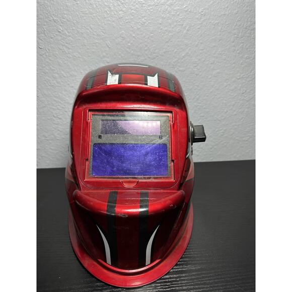Chicago Electric Welding Auto Darkening Welding Helmet In Red Design Model 63121 - Picture 2 of 4